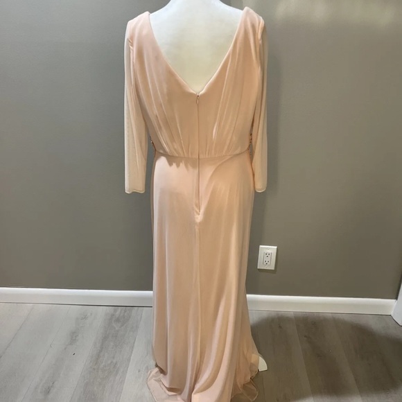 MARINA Peach Beaded Gown Lined Wedding Prom Size 8 #TT - Picture 2 of 3